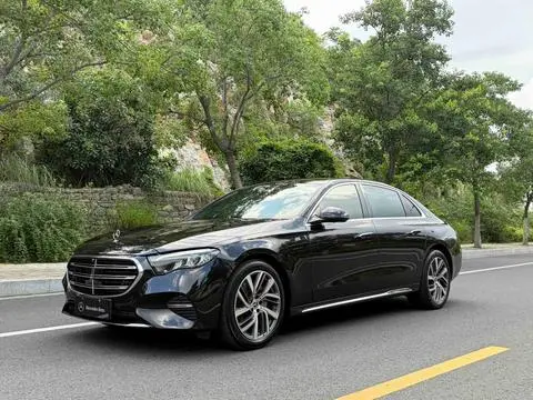 Mercedes-Benz E-Class 2024
