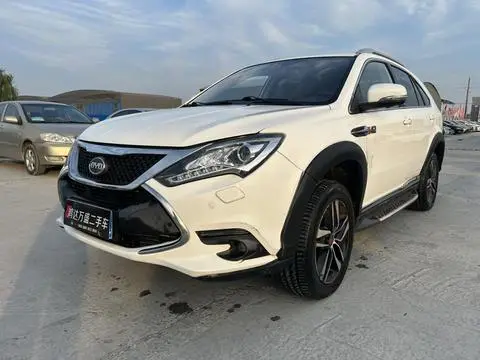 BYD Tang DM 2015