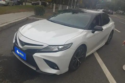 Toyota Camry 2018