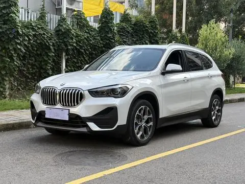 BMW X1 2021 — фото 1