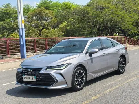 Toyota 亚洲龙 2022