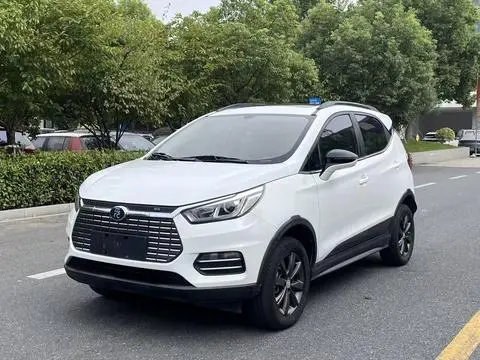 BYD 元EV 2018