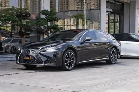 Lexus LS 2018