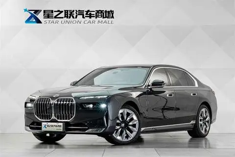 BMW i7 2023