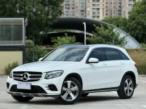 Mercedes-Benz GLC 2017 — фото 1
