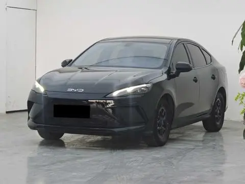 BYD Seal05 DM 2025