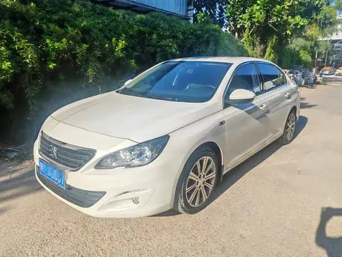 Peugeot 408 2015 — фото 1