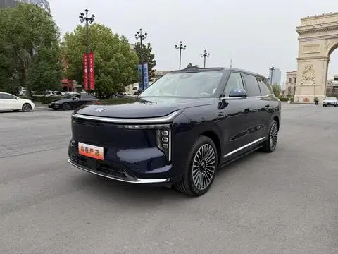IM Motors 智己LS9 2026