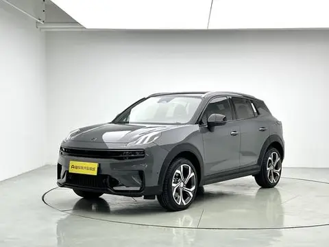 Lynk & Co 06 2023