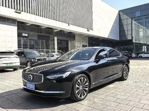 Volvo S90 2024