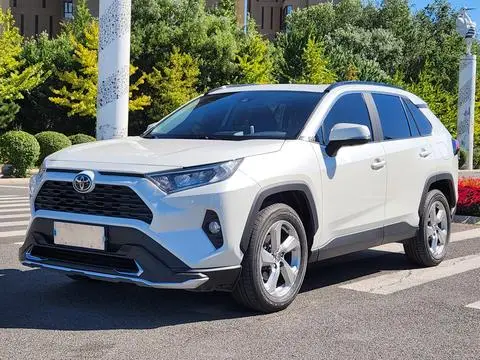 Toyota RAV4 2021