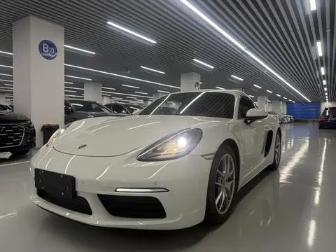 Porsche 718 2016