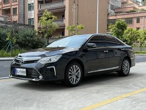 Toyota Camry 2016