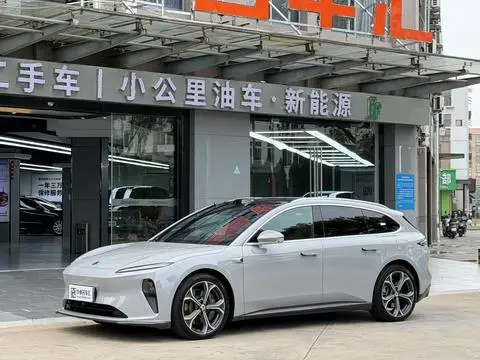 NIO ET5T 2024