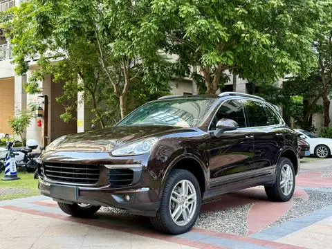 Porsche Cayenne 2016