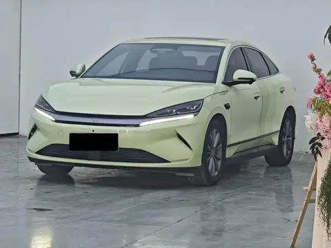 BYD 秦L EV 2025