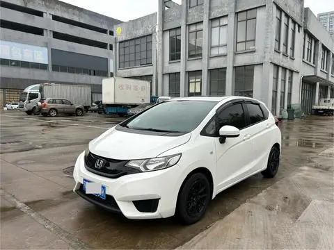 Honda Fit 2016 — фото 1