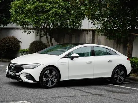 Mercedes-Benz EQE 2025