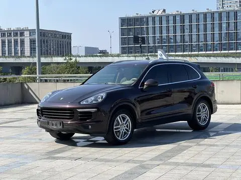 Porsche Cayenne 2016