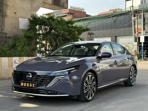 Nissan Teana 2026