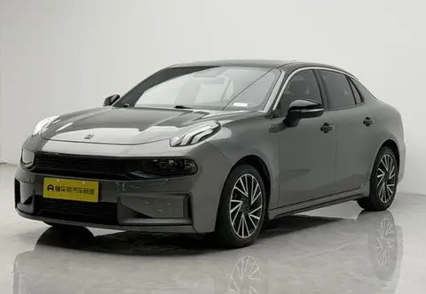 Lynk & Co 03 2022