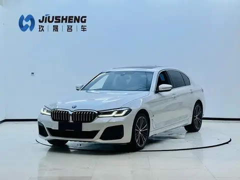 BMW 5 Series 2021 — фото 1