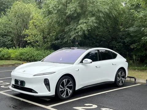 NIO ET5 2022