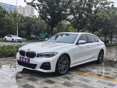BMW 3 Series 2020 — фото 1