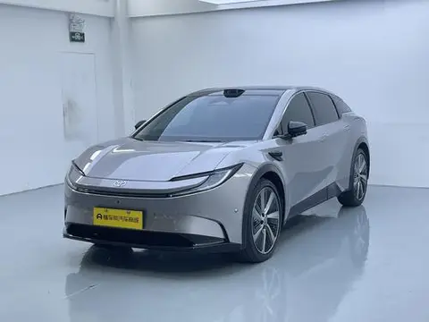 Toyota bZ5 2025