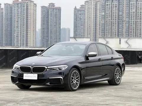 BMW 5 Series 2020 — фото 1