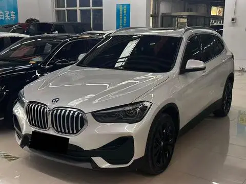 BMW X1 2021 — фото 1