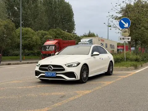 Mercedes-Benz C-Class 2022 — фото 1