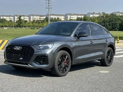 Audi Q5L Sportback 2021 — фото 1