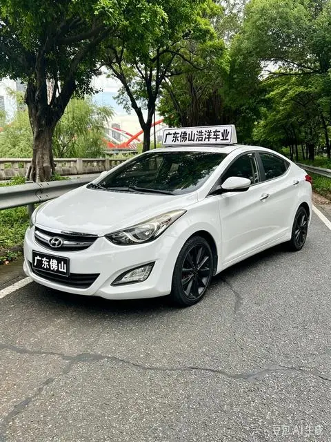 Hyundai Elantra Langdong 2015