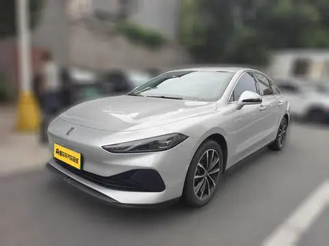 Roewe D7 DMH 2025