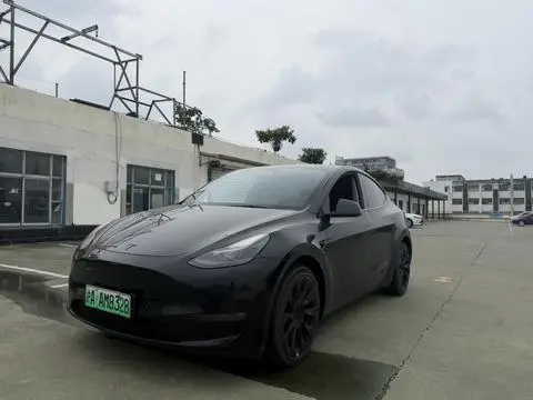Tesla Model Y 2022 — фото 1
