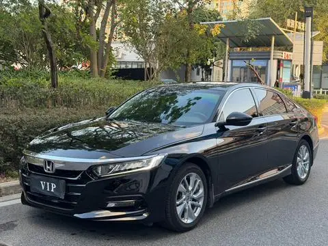 Honda Accord 2021 — фото 1