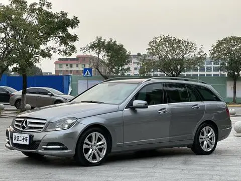 Mercedes-Benz C-Class 2011