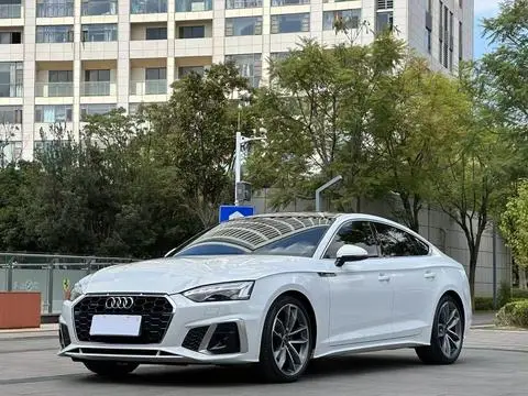 Audi A5 2021 — фото 1