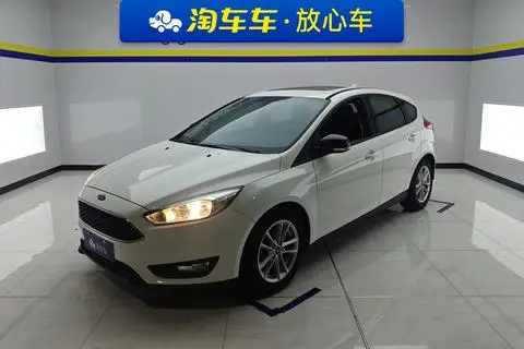 Ford Focus 2018 — фото 1