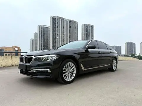 BMW 5 Series 2019 — фото 1