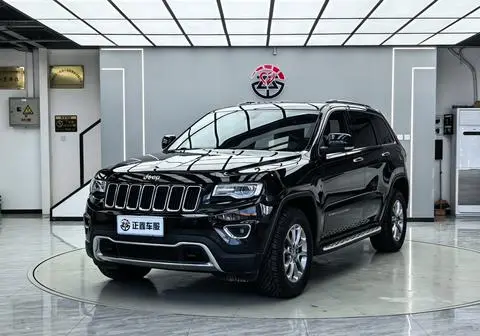 Jeep 大切诺基 2015 — фото 1