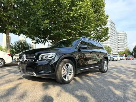 Mercedes-Benz GLB 2021 — фото 1