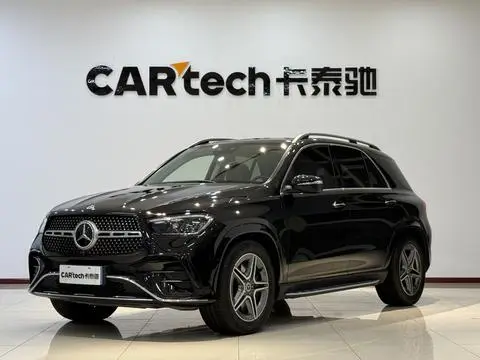 Mercedes-Benz GLE 2025 — фото 1