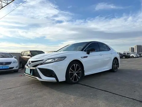 Toyota Camry 2018