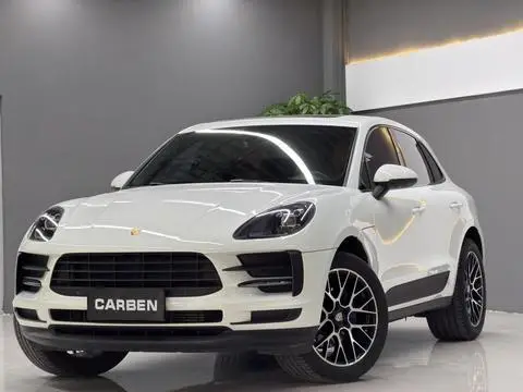 Porsche Macan 2021