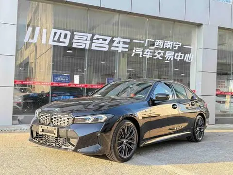 BMW 3 Series 2023 — фото 1
