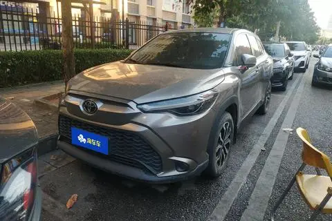 Toyota Frontlander 2022