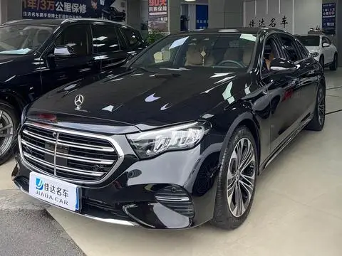 Mercedes-Benz E-Class 2025