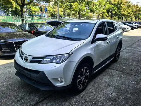 Toyota RAV4 2015